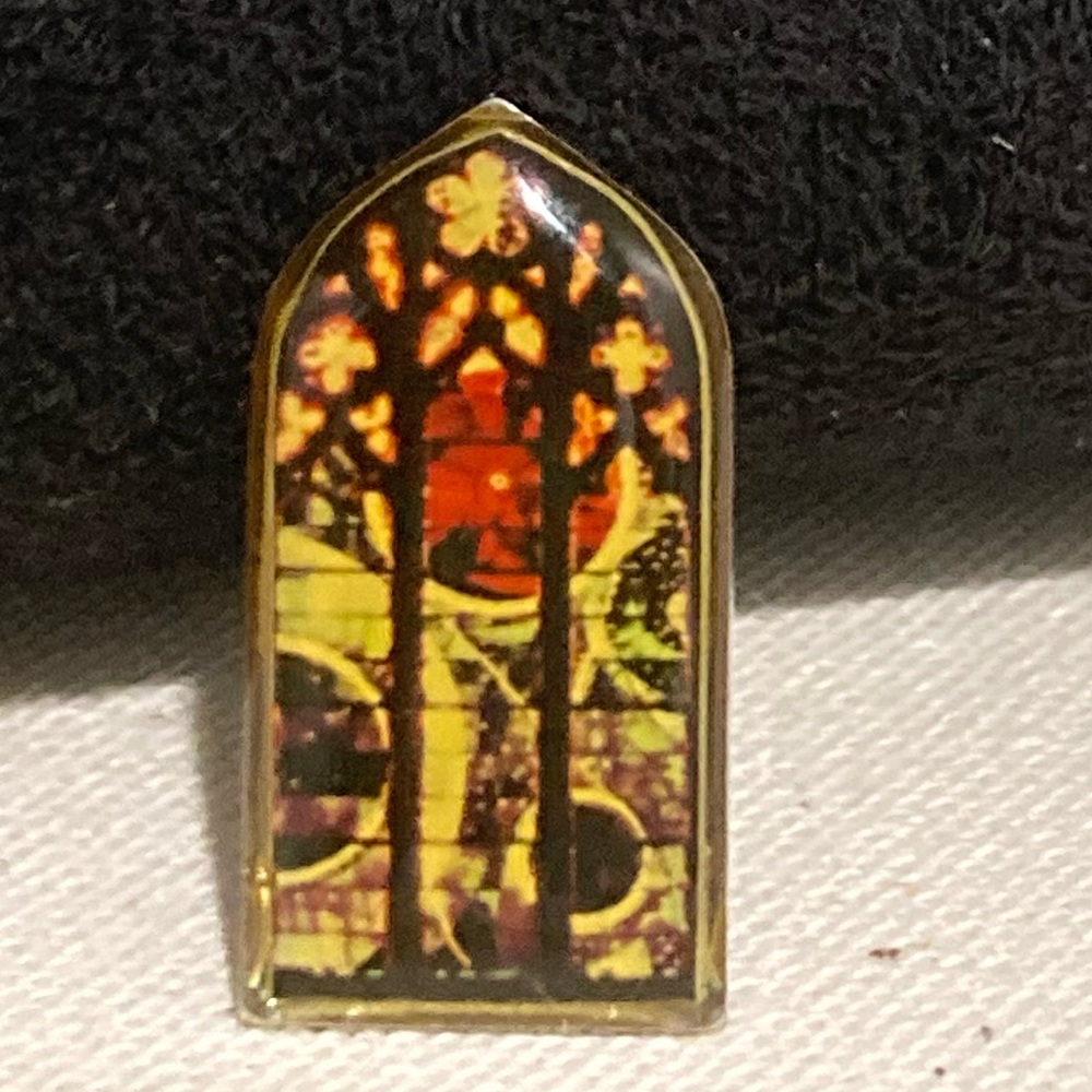 Cathedral arch pin vintage